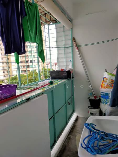 Rumah Flat untuk Dijual di Taman Lip Sin Block 1, 3 & 5 - Jacky Yeoh - Balcony - PropertyGuru.com.my