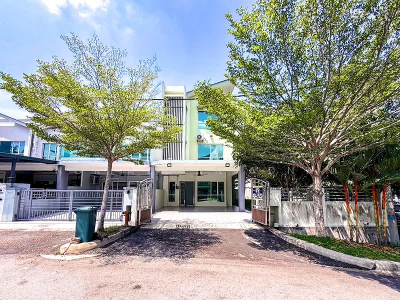 Rumah Teres 2 Tingkat untuk Dijual di Taman Universiti (Bangi) - Nor Azdlin Adnan - PropertyGuru.com.my