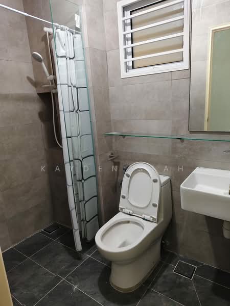 Servis Apartment untuk Disewa di Mesahill - Kayden Siah - Bathroom - PropertyGuru.com.my