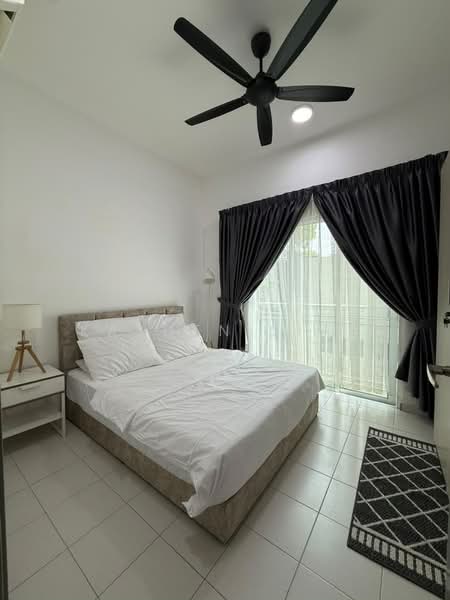 Kediaman Servis untuk Disewa di Mesahill - Kayden Siah - Bedroom - PropertyGuru.com.my