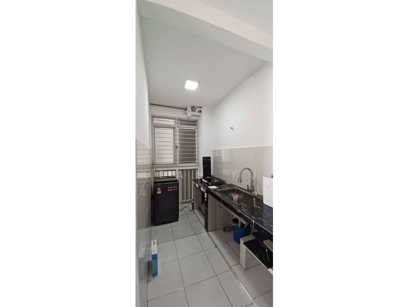 Kondominium untuk Disewa di Sky Awani Residensi 1 - Kean Yu - Kitchen - PropertyGuru.com.my