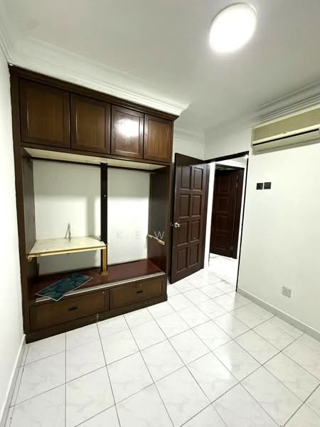 Pangsapuri untuk Dijual di Desa Sri Puteri B - Kew . - Interior - PropertyGuru.com.my