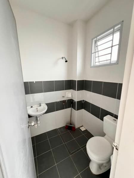 Rumah Teres 2 Tingkat untuk Dijual di Setia Eco Gardens (Gelang Patah) - APRILIA CHAYADI - PropertyGuru.com.my