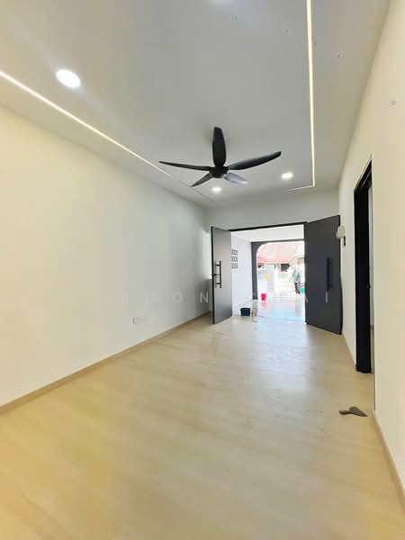 1-storey Terraced House for Sale in Taman Kempas (Tampoi) - Gordon Chai - PropertyGuru.com.my