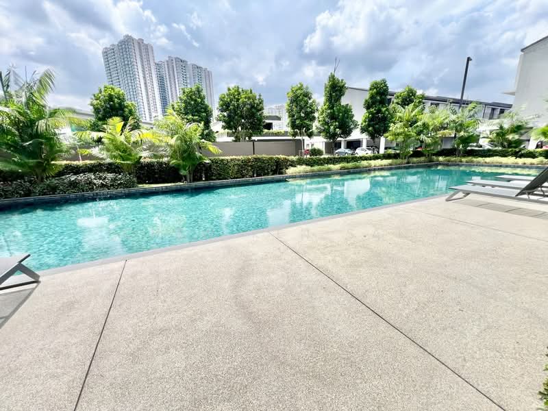 Terraced House for Sale in Taman Bukit Serdang (Seri Kembangan) - Chew Ken San - Exterior - PropertyGuru.com.my