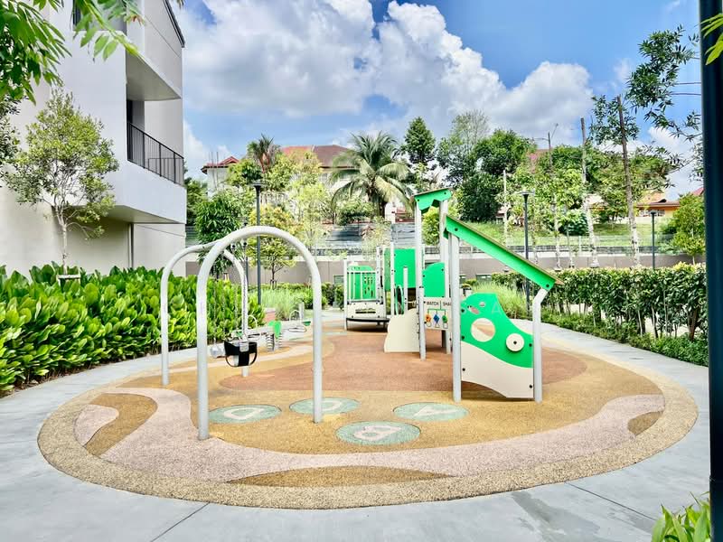 Terraced House for Sale in Taman Bukit Serdang (Seri Kembangan) - Chew Ken San - Exterior - PropertyGuru.com.my