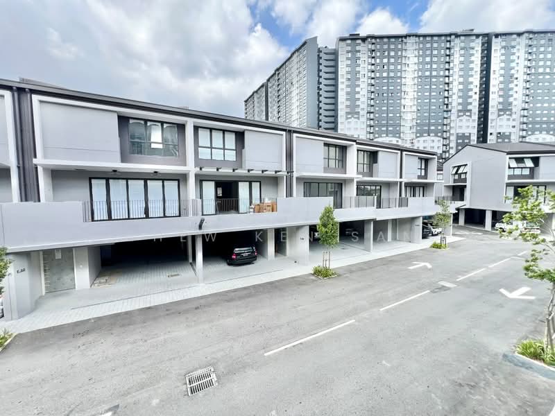 Terraced House for Sale in Taman Bukit Serdang (Seri Kembangan) - Chew Ken San - Exterior - PropertyGuru.com.my