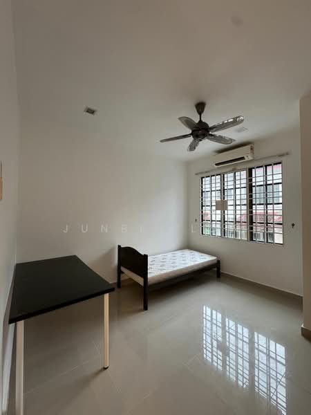 2-storey Terraced House for Sale in Bandar Puteri Puchong (Puchong) - Junbin Low - Bedroom - PropertyGuru.com.my