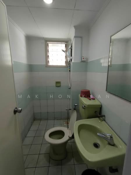 Rumah Teres 2 Tingkat untuk Disewa di Usj 16 (Subang Jaya) - Mak Hon Kean - Bathroom - PropertyGuru.com.my