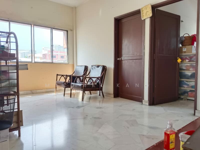 Semi-Detached House for Sale in Jinjang Utara (Jinjang) - Michael Kang - Living Room - PropertyGuru.com.my