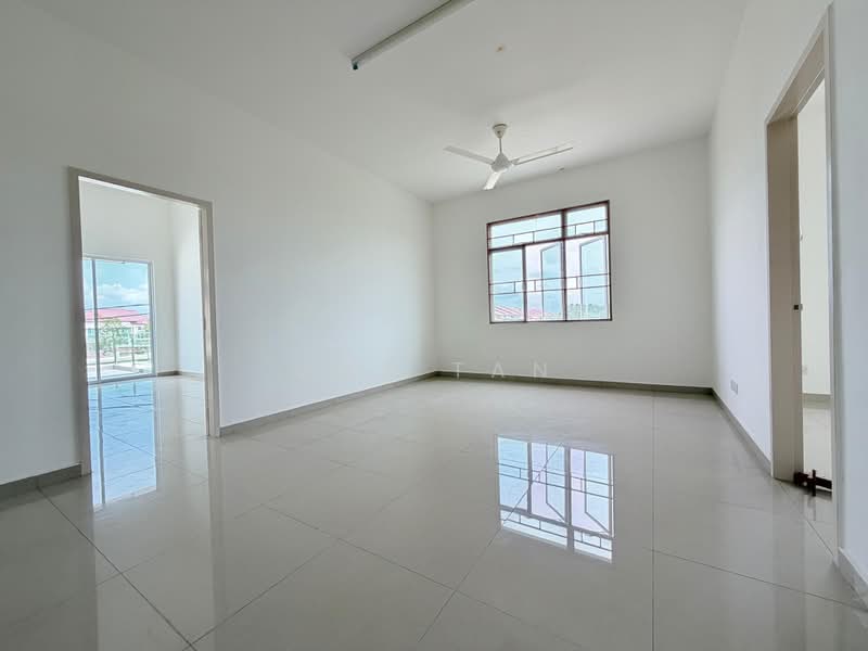 Rumah Teres 2 Tingkat untuk Dijual di Taman Kluang Perdana (Kluang) - May Tan - PropertyGuru.com.my