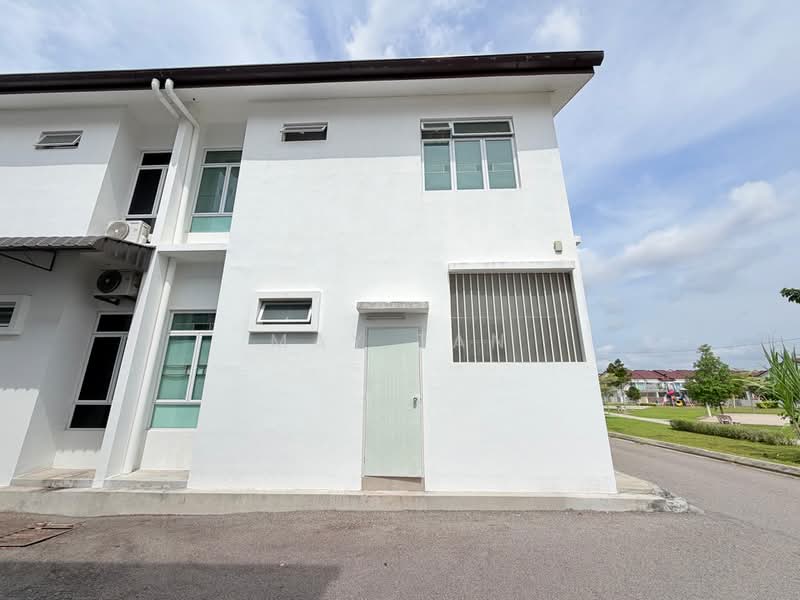 Rumah Teres 2 Tingkat untuk Dijual di Taman Kluang Perdana (Kluang) - May Tan - PropertyGuru.com.my