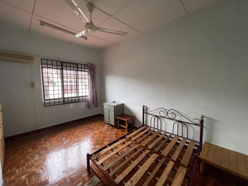 2-storey Terraced House for Sale in Bandar Selesa Jaya (Skudai) - Kelvin Lim - Bedroom - PropertyGuru.com.my
