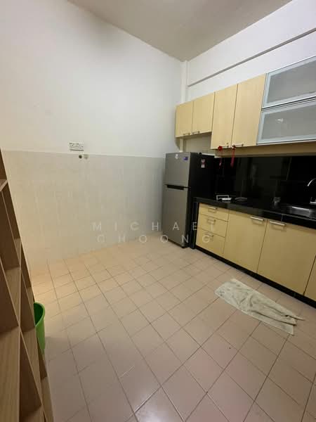 Townhouse for Rent in Batu 9 (Cheras) - Michael Choong - Kitchen - PropertyGuru.com.my