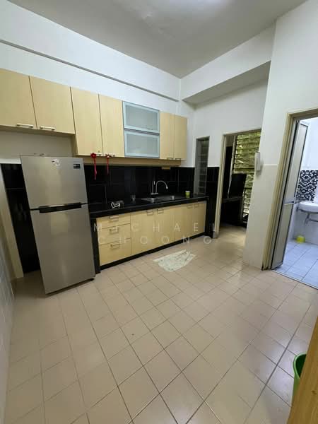 Townhouse for Rent in Batu 9 (Cheras) - Michael Choong - Kitchen - PropertyGuru.com.my