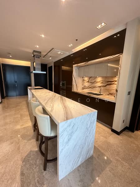 Servis Apartment untuk Disewa di The Ritz-Carlton Residences - Chee Keong Kok - Kitchen - PropertyGuru.com.my