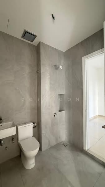 Cluster House for Sale in Setia Tropika (Johor Bahru) - Zoe Voon - Bathroom - PropertyGuru.com.my