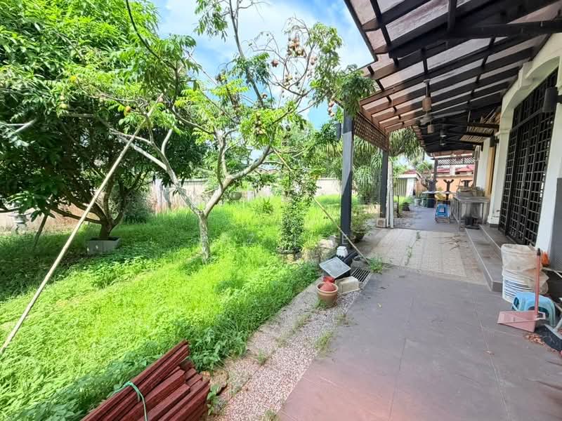 Semi-Detached House for Sale in Taman Perling (Perling) - Jaz Lee - PropertyGuru.com.my