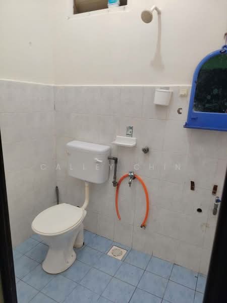 Pangsapuri untuk Disewa di Villa Krystal @ Bandar Selesa Jaya - Calley Chin - Bathroom - PropertyGuru.com.my