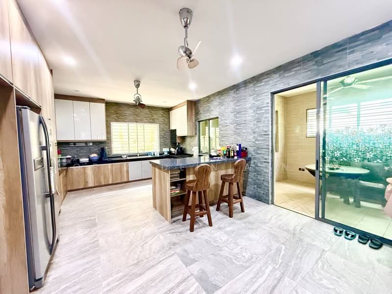 Semi-Detached House for Sale in Taman Saujana Suria (Kajang) - Nor Azdlin Adnan - PropertyGuru.com.my