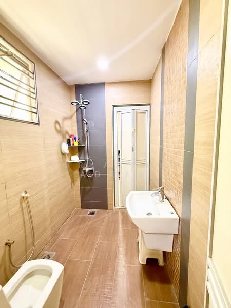 Semi-Detached House for Sale in Taman Saujana Suria (Kajang) - Nor Azdlin Adnan - PropertyGuru.com.my