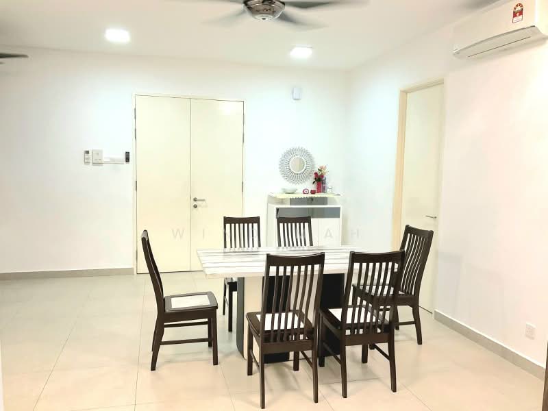 Service Residence for Rent at KL Gateway Premium Residences - Wind Mah - Dining Room - PropertyGuru.com.my