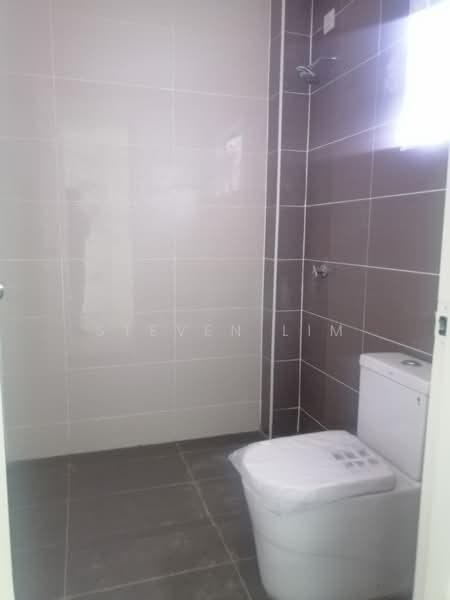 Rumah Teres 2.5 Tingkat untuk Dijual di Taman Ozana Impian (Bukit Katil) - Steven Lim - Bathroom - PropertyGuru.com.my