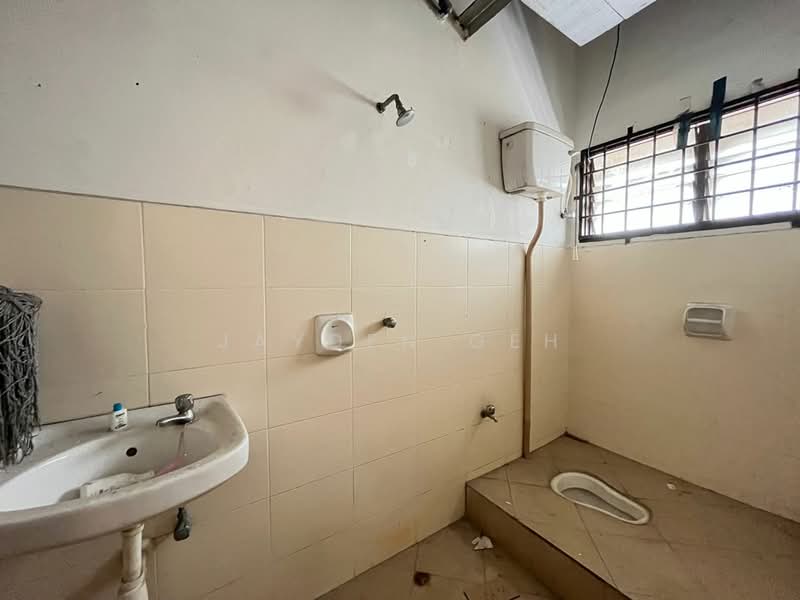 Kedai untuk Disewa di Lagenda Heights (Sungai Petani) - Jayden Geh - Bathroom - PropertyGuru.com.my