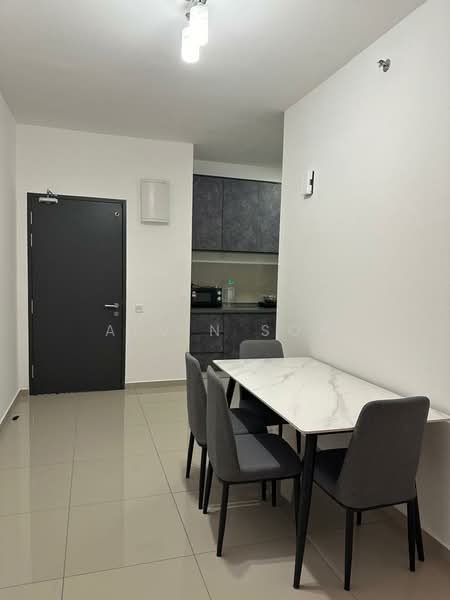 Servis Apartment untuk Disewa di D'Quince Residences - Alvin Sow - Dining Room - PropertyGuru.com.my