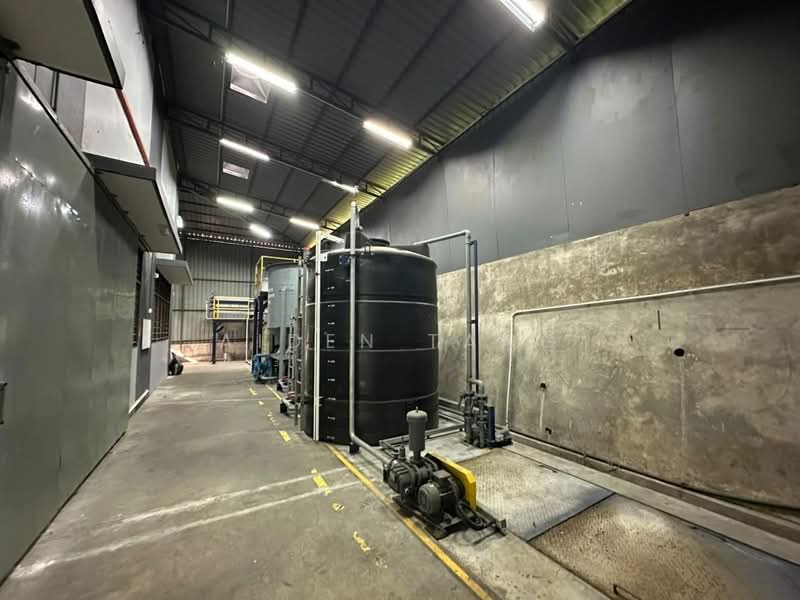 Factory for Rent in Taman Desa Cemerlang (Ulu Tiram) - Aiden Tang - Interior - PropertyGuru.com.my
