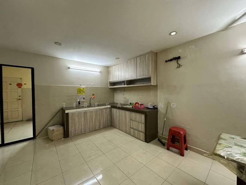 1-storey Terraced House for Sale in Taman Klang Jaya (Klang) - Teresa Teng - Kitchen - PropertyGuru.com.my