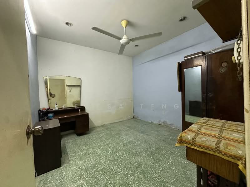 1-storey Terraced House for Sale in Taman Klang Jaya (Klang) - Teresa Teng - Bedroom - PropertyGuru.com.my