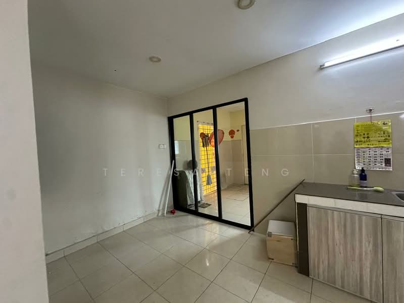 1-storey Terraced House for Sale in Taman Klang Jaya (Klang) - Teresa Teng - Kitchen - PropertyGuru.com.my
