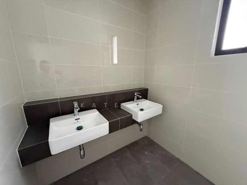 Rumah Kluster untuk Dijual di Horizon Hills (Iskandar Puteri (Nusajaya)) - Kate Tee - Bathroom - PropertyGuru.com.my
