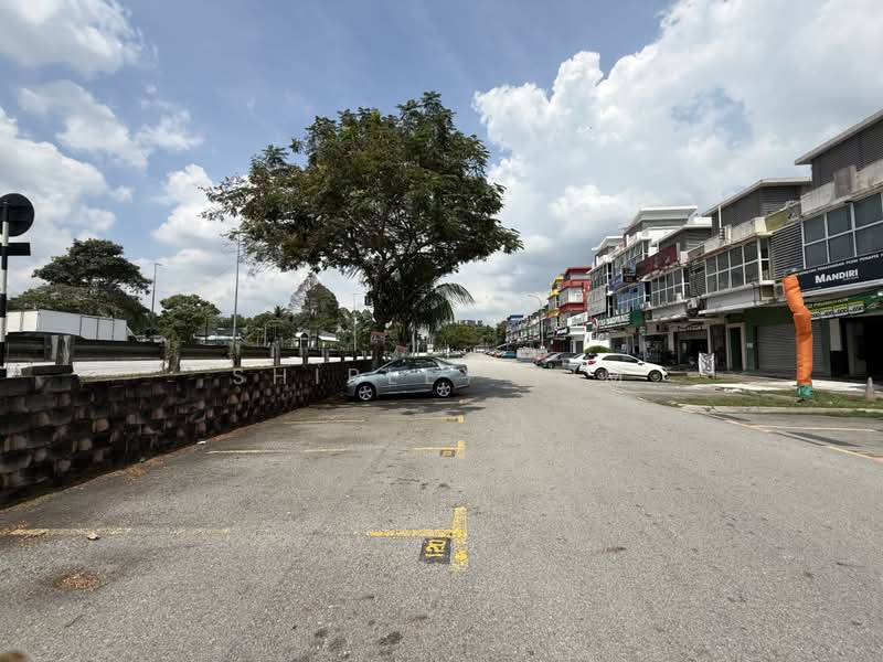 Shop for Sale in TTDI Jaya (Shah Alam) - Shirley Lim - Facing Main Road - PropertyGuru.com.my