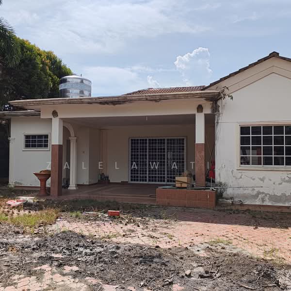 Bungalow for Sale in Pantai Sepang Putra (Sepang) - Zalelawati . - Exterior - PropertyGuru.com.my