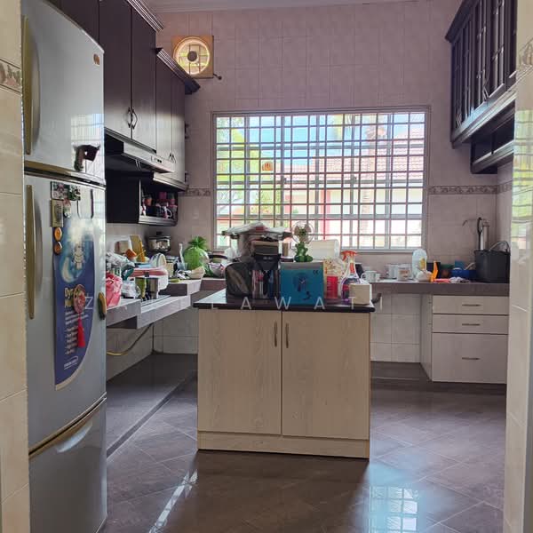 Bungalow for Sale in Pantai Sepang Putra (Sepang) - Zalelawati . - PropertyGuru.com.my