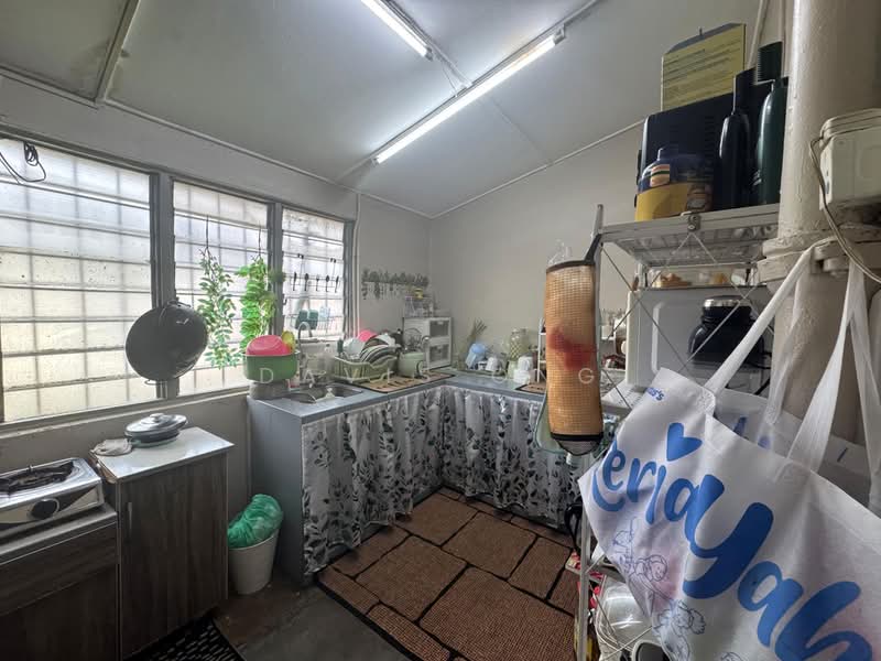 Rumah Teres 1 Tingkat untuk Dijual di Kepong (Kuala Lumpur) - Davis Ong - Kitchen - PropertyGuru.com.my