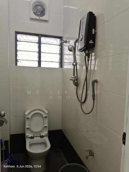 Rumah Teres 2 Tingkat untuk Disewa di Taman Selayang Jaya (Selayang) - Ms Lee kah Hooi - Bathroom - PropertyGuru.com.my