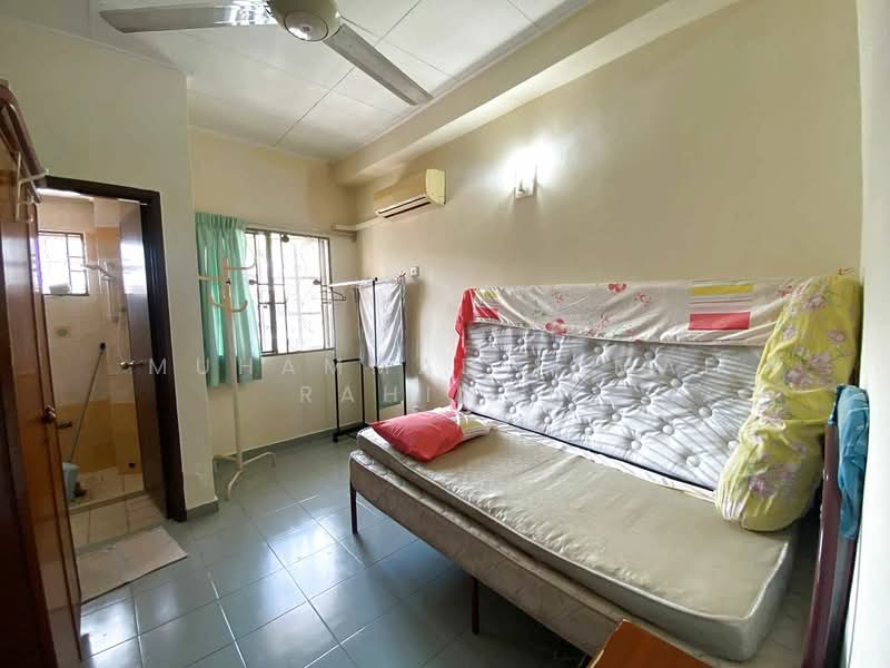 Rumah Teres 2 Tingkat untuk Dijual di Presint 9 (Putrajaya) - Muhammad Iqmal Rahiman - Bedroom - PropertyGuru.com.my