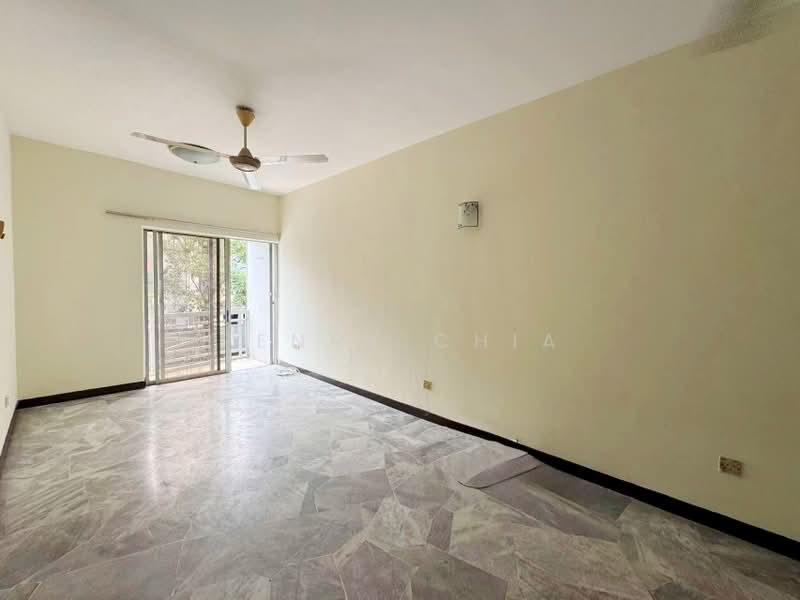 Pangsapuri untuk Dijual di Pelangi Court - Penny Chia - Living Room - PropertyGuru.com.my