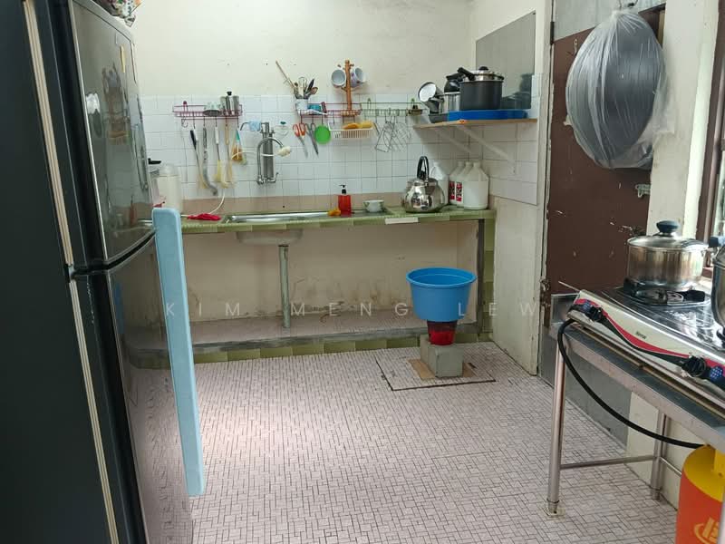 1-storey Terraced House for Sale in Kepong (Kuala Lumpur) - Kim Meng Lew - Kitchen - PropertyGuru.com.my