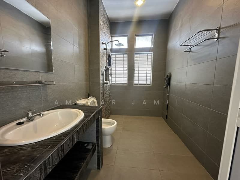 Rumah Banglo untuk Dijual di Taman Aman Perdana (Kapar) - Amsyar Jamil - Bathroom - PropertyGuru.com.my