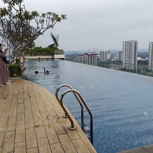 Servis Apartment untuk Dijual di Eclipse Residence @ Pan'gaea - Zalelawati . - Pool - PropertyGuru.com.my