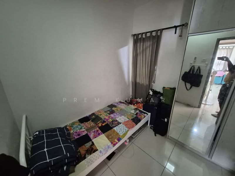 Servis Apartment untuk Disewa di Residensi Kerinchi - Prem Kumar - Bedroom - PropertyGuru.com.my