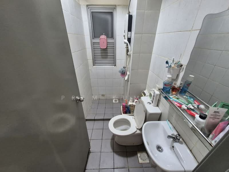 Servis Apartment untuk Disewa di Residensi Kerinchi - Prem Kumar - Bathroom - PropertyGuru.com.my