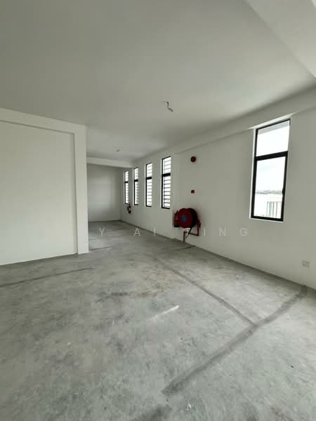 Factory for Rent in Taman Desa Cemerlang (Ulu Tiram) - Tay Ai Ting - Interior - PropertyGuru.com.my