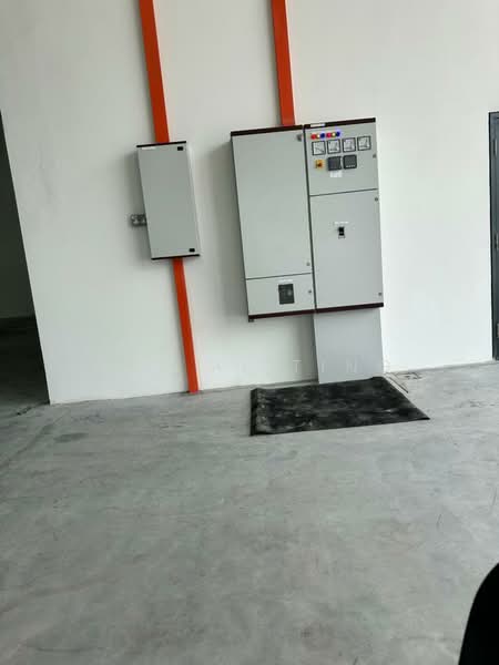 Factory for Rent in Taman Desa Cemerlang (Ulu Tiram) - Tay Ai Ting - Interior - PropertyGuru.com.my