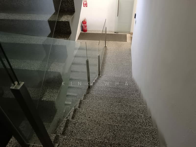 Shop for Sale in Wangsa Maju (Kuala Lumpur) - King Wha - Corridor - PropertyGuru.com.my