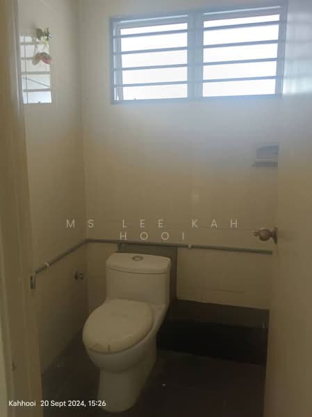 2-storey Terraced House for Sale in Taman Garing Jaya (Rawang) - Ms Lee kah Hooi - Bathroom - PropertyGuru.com.my